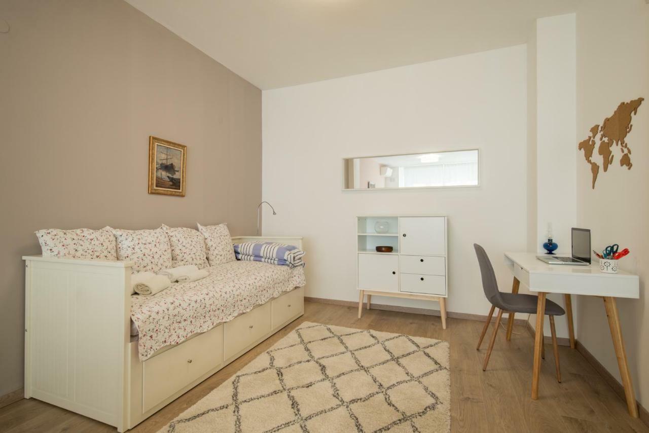 Chic And Spacious Apartment In Central Sofia - Patriarh Evtimiy By Flat Mаnager Exterior foto